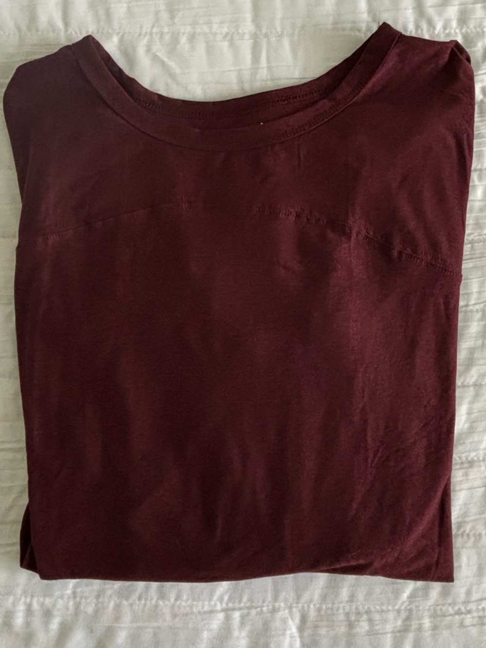 Old Navy Active Cloud 94 Soft Go-Dry LS Workout Top / Tunic Burgundy Medium - Picture 3 of 5